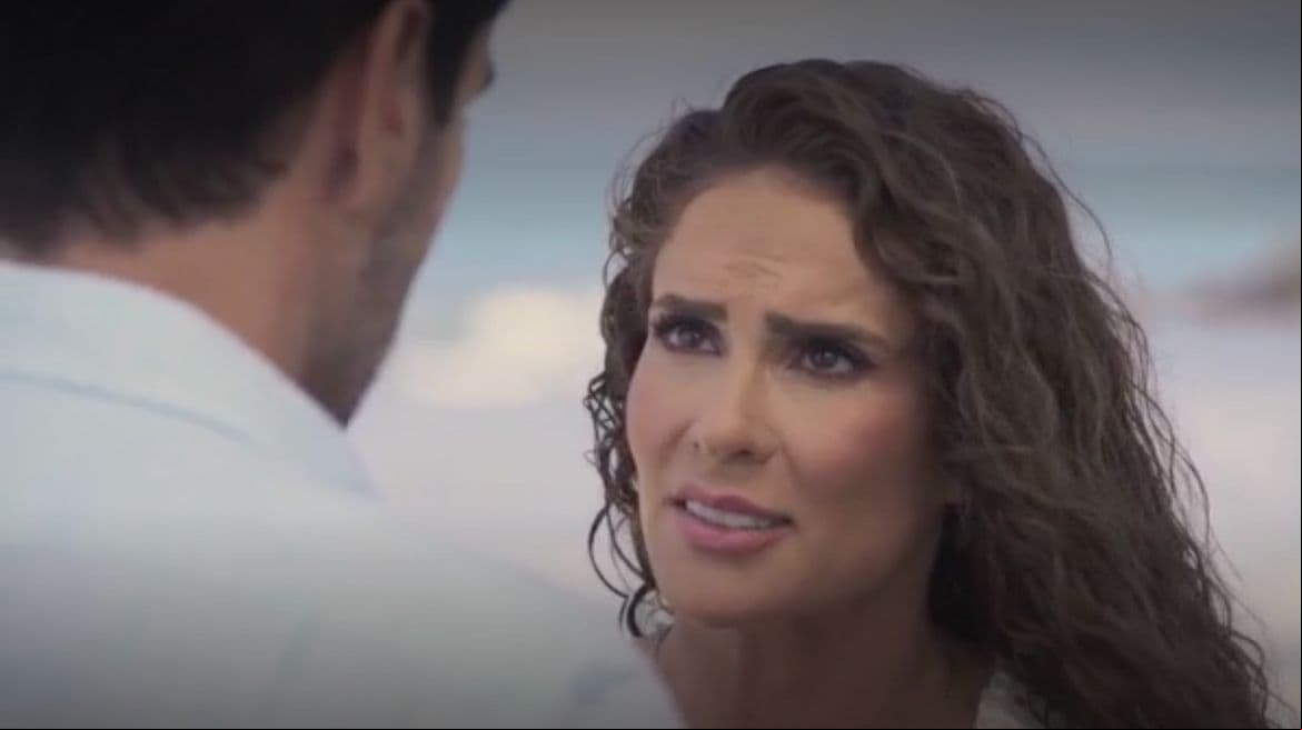 Fabián le propone matrimonio a Estrella en el final de 'A.Mar', pero ¿ella lo rechaza?